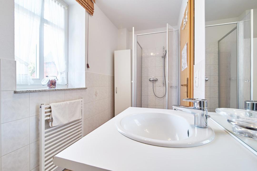 Ferienhaus Achtern Feeld Hüde Екстериор снимка